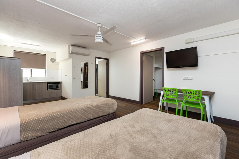 Bedroom 27