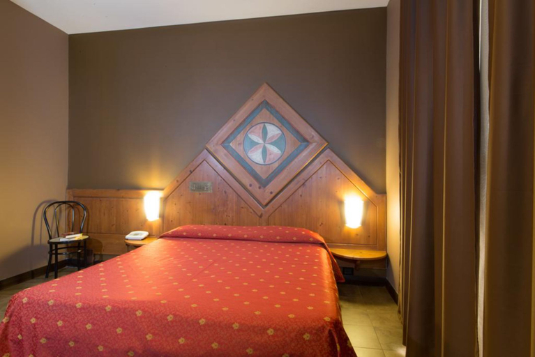 Bedroom 3, Smeraldo, Brescia