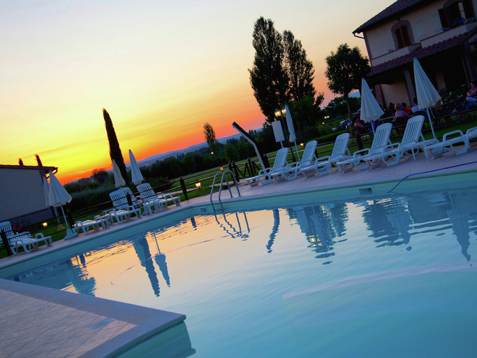 Sport & Beauty 2, Villa in Cannara with Pool near Assisi, Perugia