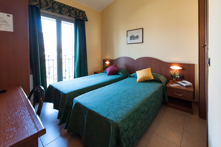 Bedroom 3, The Best Hotel, Milano