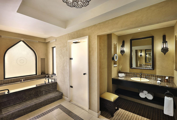 Bathroom 5, Qasr Al Sarab Desert Resort by Anantara