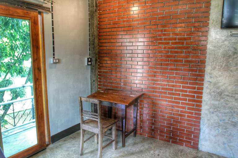 Dining Room 10