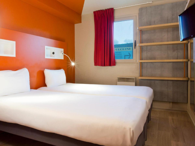 Bedroom 4, Ibis budget Bourgoin Jallieu Centre, Isère