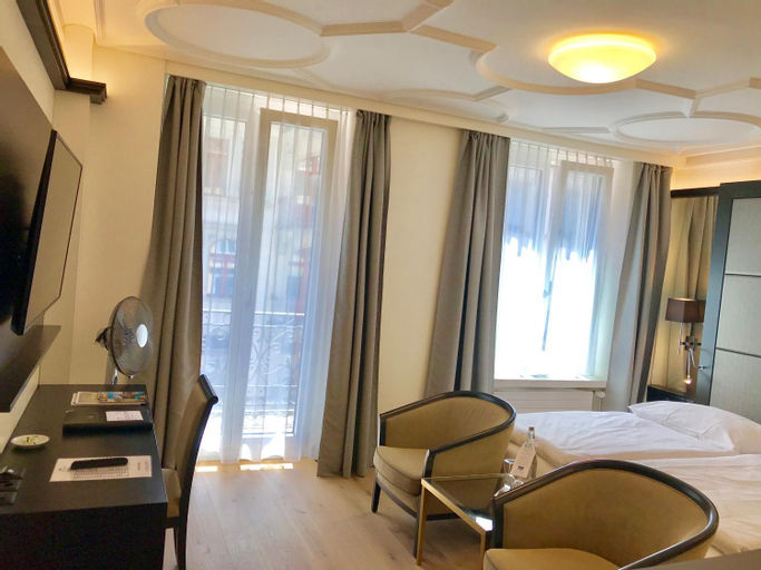Bedroom 9