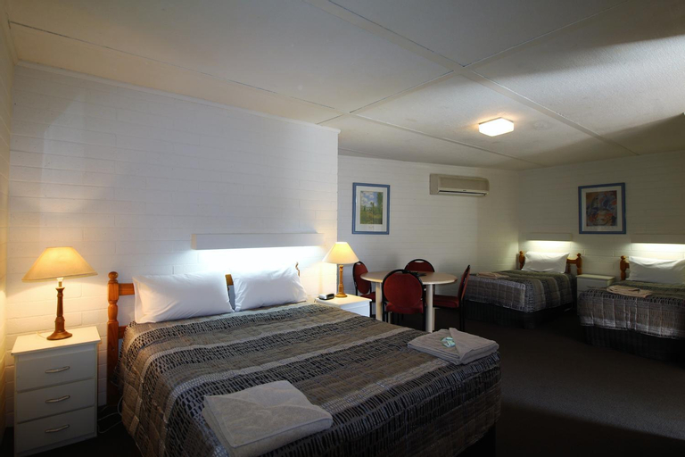 Bedroom 9