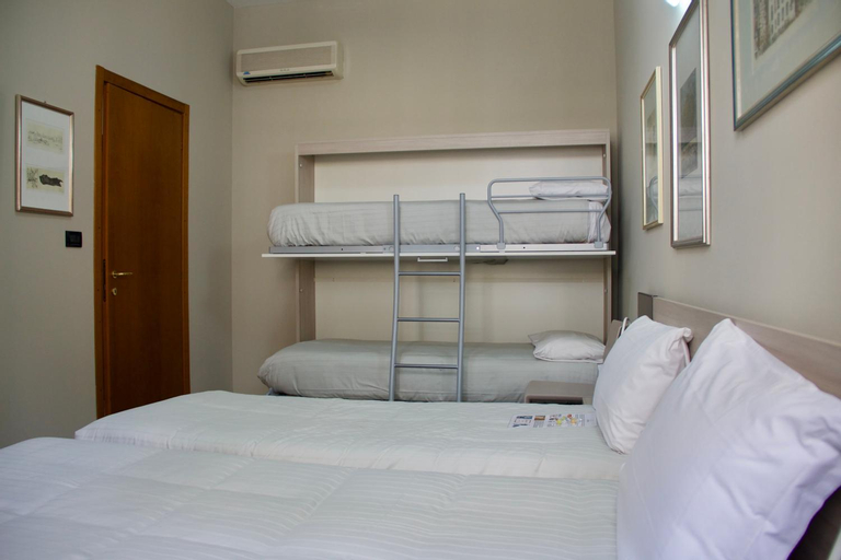 Bedroom 29