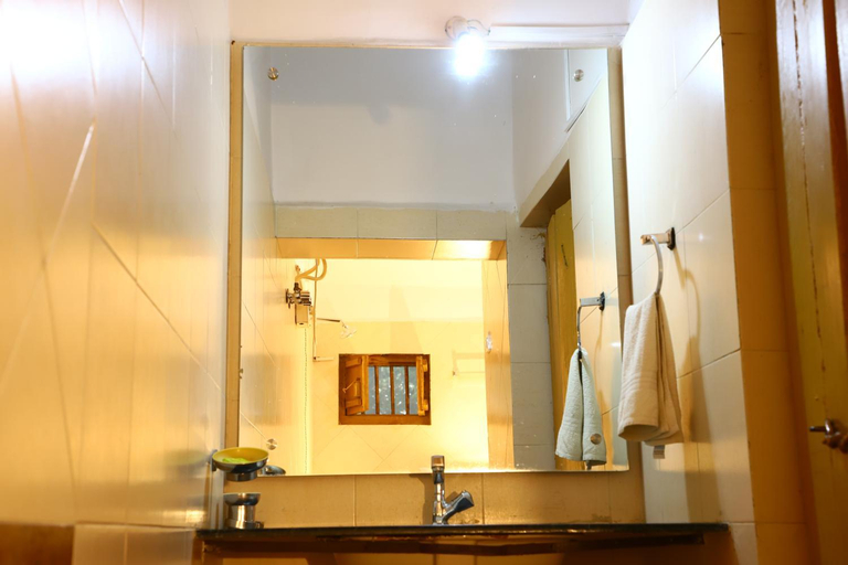 Bathroom 2, TOURIST VILLAGE KHAJURAHO, Chhatarpur