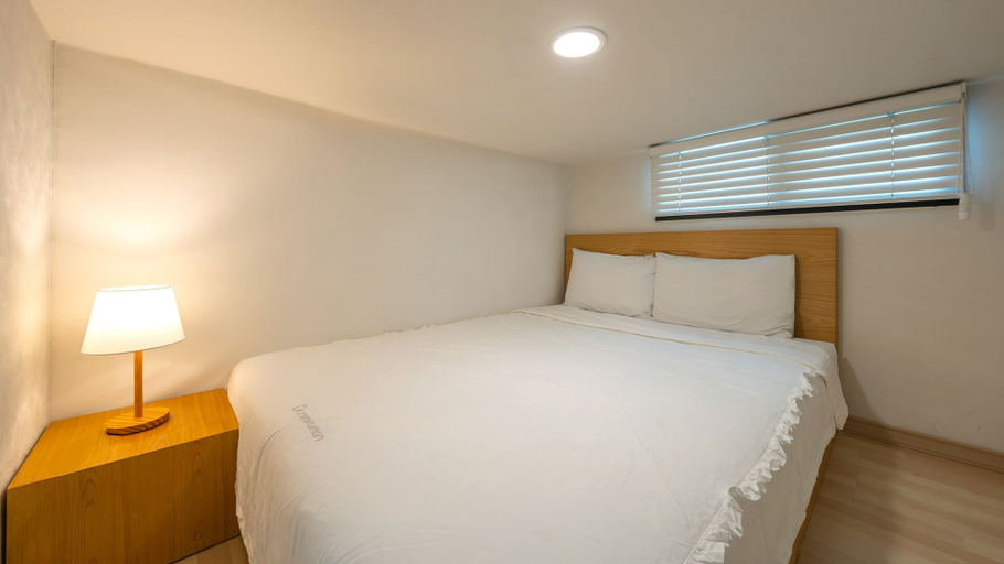 Bedroom 3, Yeosu Sorrr Spa Oceanview Pension, Yeosu