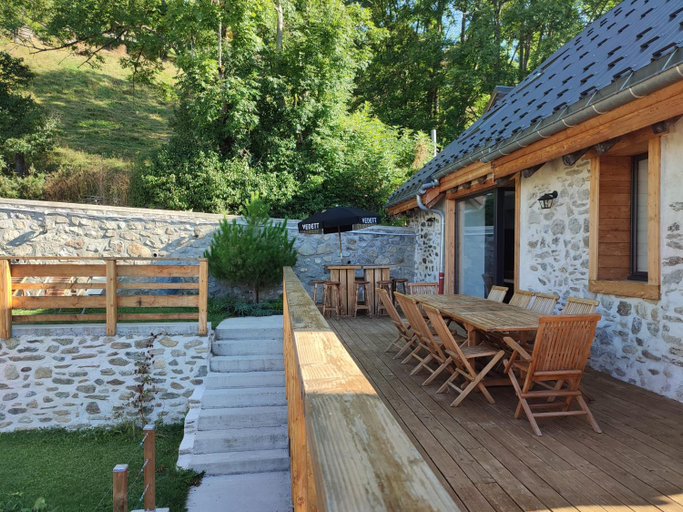Others 5, Chalet Le Petit Plus, Isère