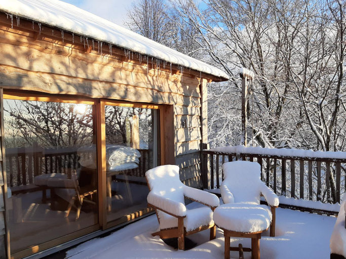 Others 4, Cabanes du Herisson, cabanes perchees de standing avec spa, Jura