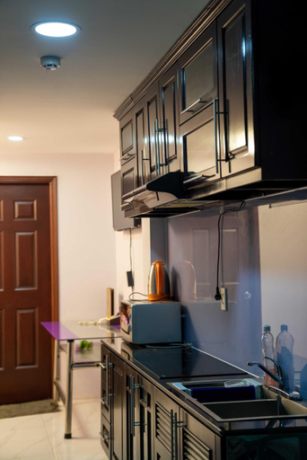 Dining Room 9