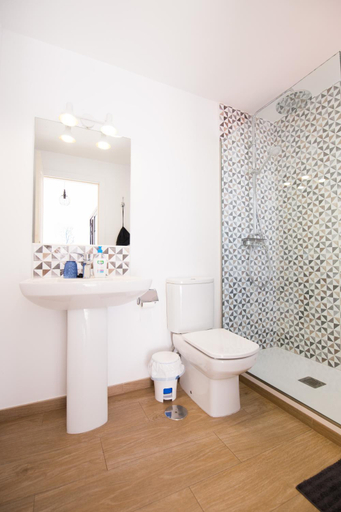 Bathroom 2, Surfers Retreat, Las Palmas