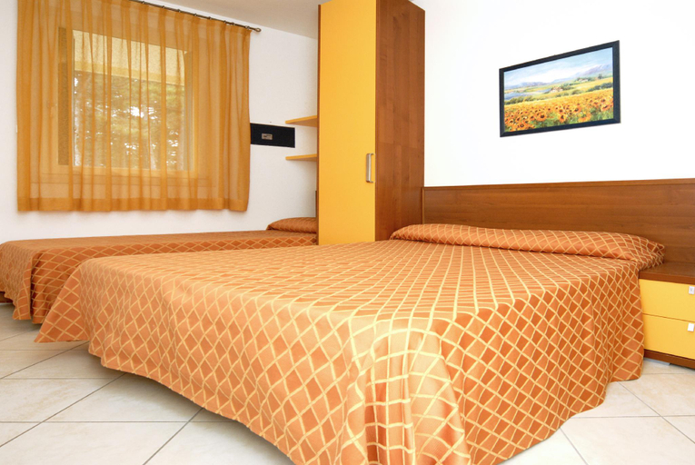 Bedroom 2, Luminous flat with shared garden next to the sea, Venezia