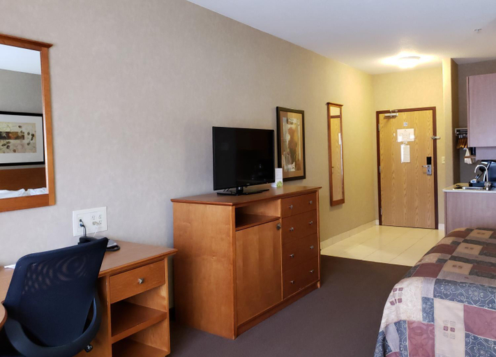 Bedroom 2, Canalta Stettler, Division No. 7