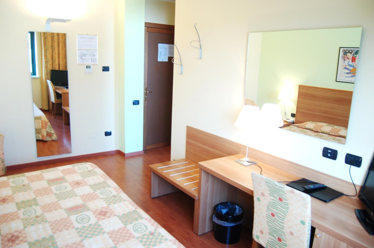 Bedroom 9