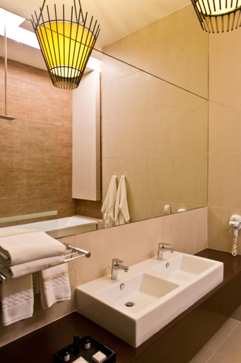Bathroom 5, Ritz Leblon, Rio de Janeiro