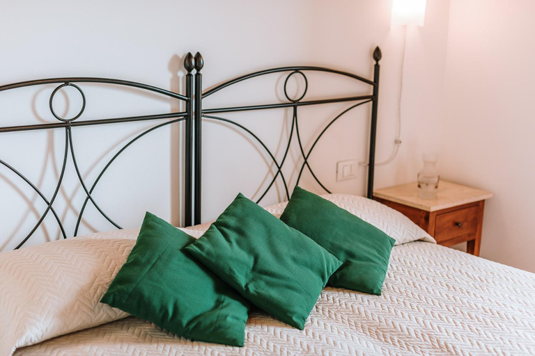Bedroom 3, Villa Di Sotto, Siena