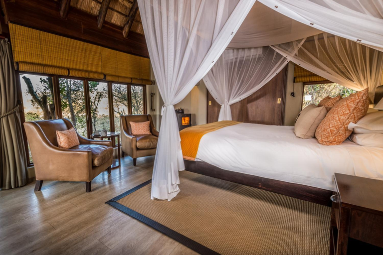 Bedroom, Impodimo Game Lodge, Ngaka Modiri Molema