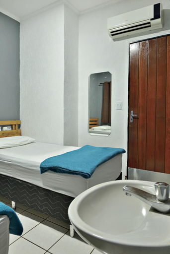 Bathroom 3, HOTEL & HOSTEL RIBEIRAo, Ribeirao Preto