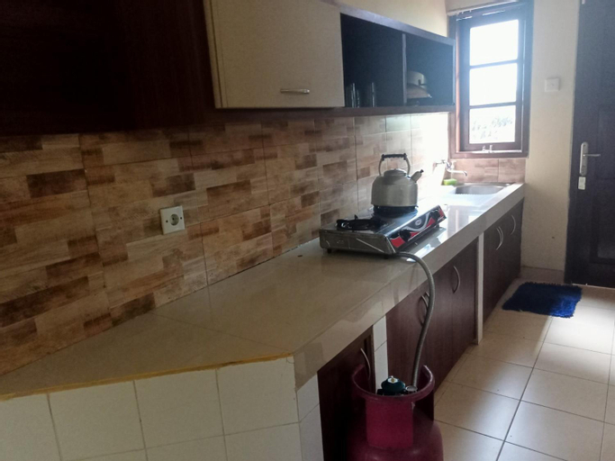 Dining Room 16