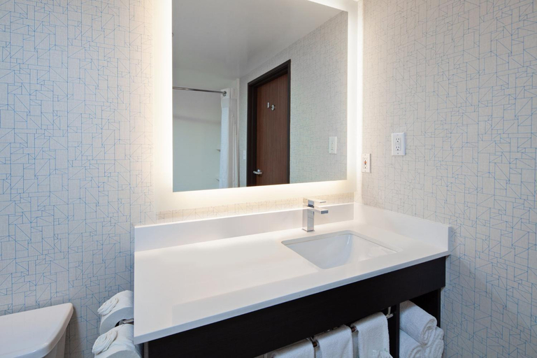 Bathroom 9
