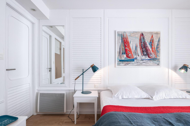 Bedroom 3, La Vinotière, Finistère