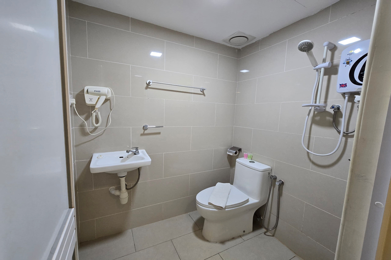 Bathroom 3