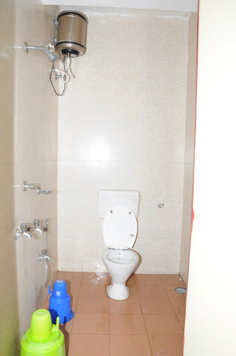 Bathroom 4, Hotel Chanma International, Coimbatore