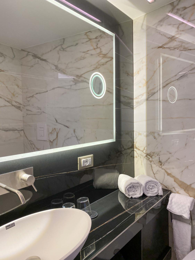 Bathroom 4, Municipio Luxury Suite, Napoli