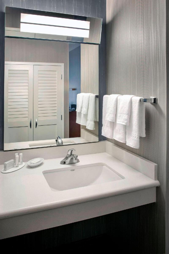 Bathroom 21