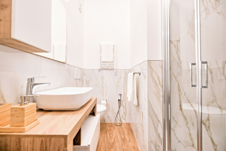 Bathroom 3, Caesars quarters - private rooms in Rome, Rome
