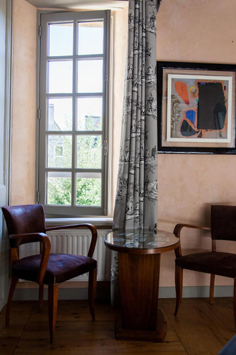 Others 3, Manoir Sainte Victoire, Calvados