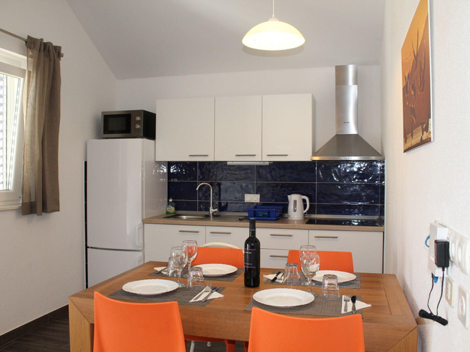 Others 4, Apartment in Veli Rat near Beaches, Sali