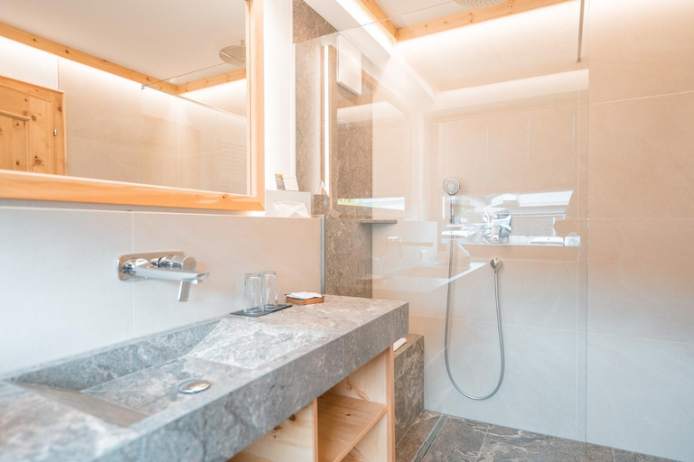 Bathroom 4, Hotel Schartner, Sankt Johann im Pongau