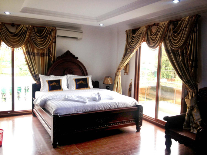 Bedroom 9