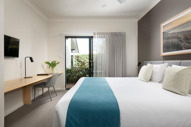Bedroom 3, Quest Bunbury, Bunbury