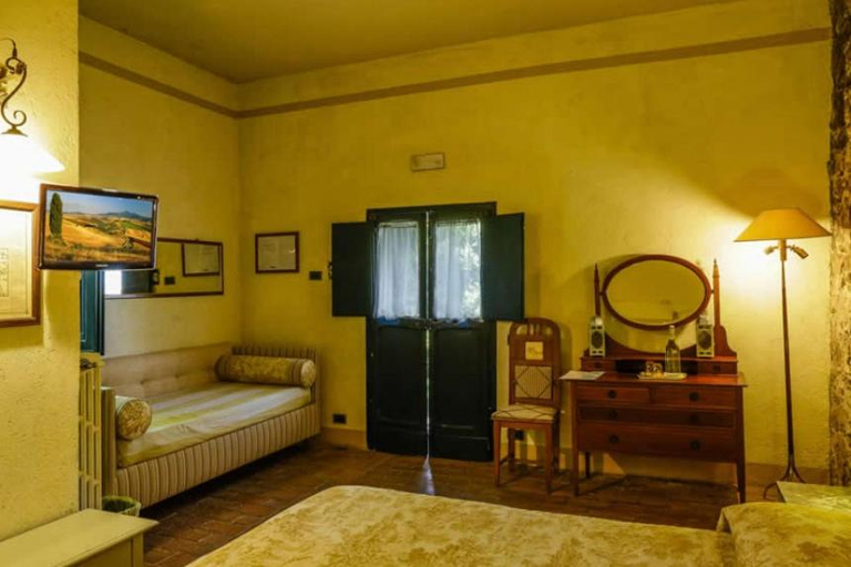 Bedroom 16