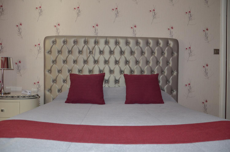 Bedroom 9