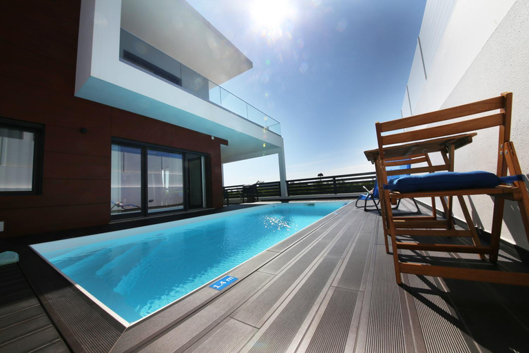 Sport & Beauty 4, Luxury Oceanview Villa with Private Pool, Mafra