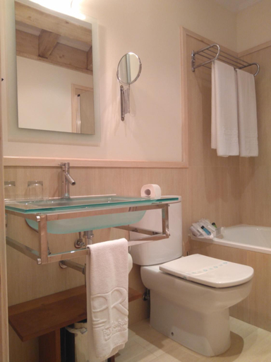 Bathroom 4, Narbasu Restaurante y Hotel, Asturias
