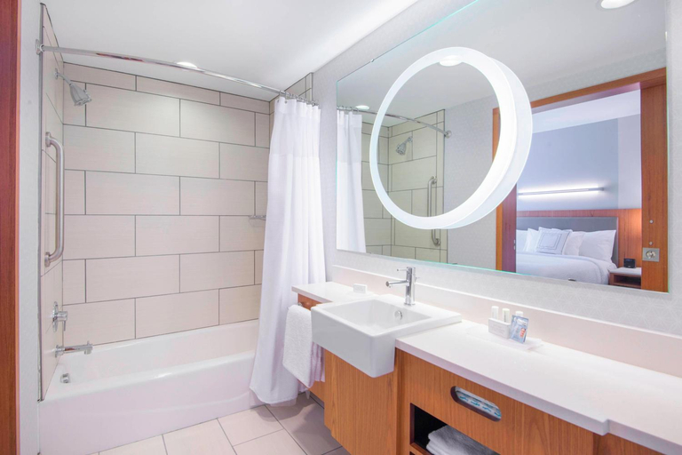 Bathroom 11