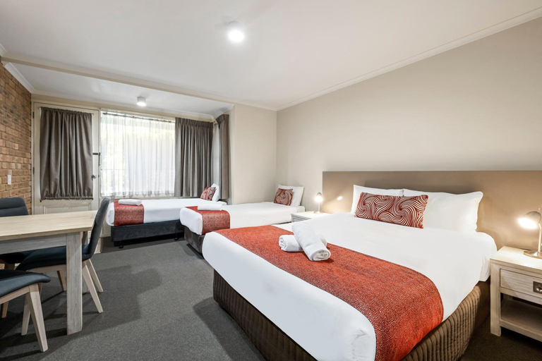 Bedroom 2, National Hotel Complex, Gr. Bendigo - Central