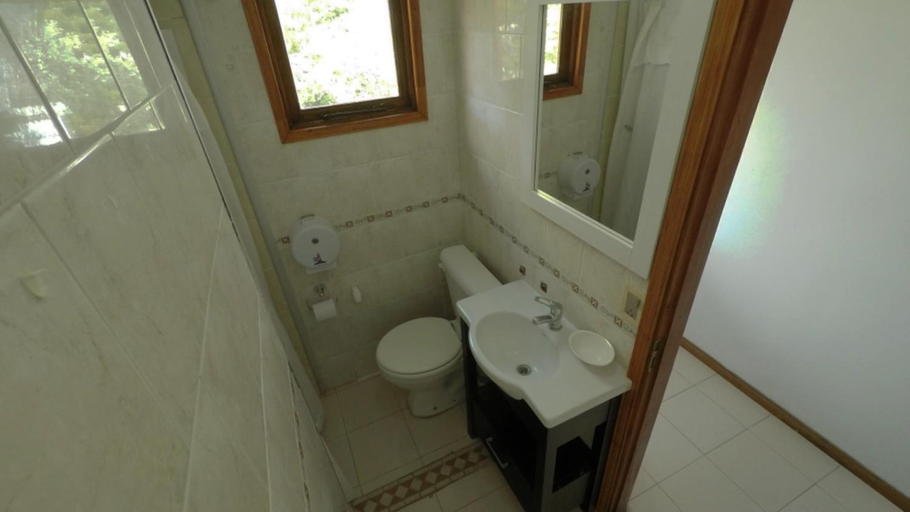 Bathroom, As Nancy B&B, Ushuaia