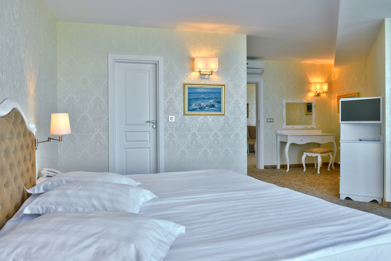 Bedroom 4, Marina Grand Beach Hotel, Varna