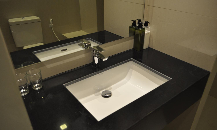 Bathroom 6
