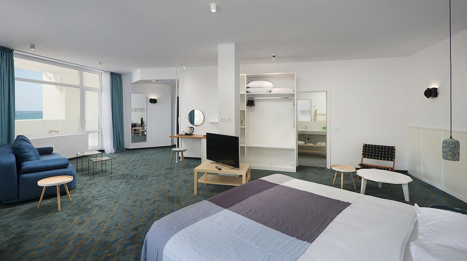 Bedroom 3, Sunrise Blue Magic Resort - All Inclusive, Byala