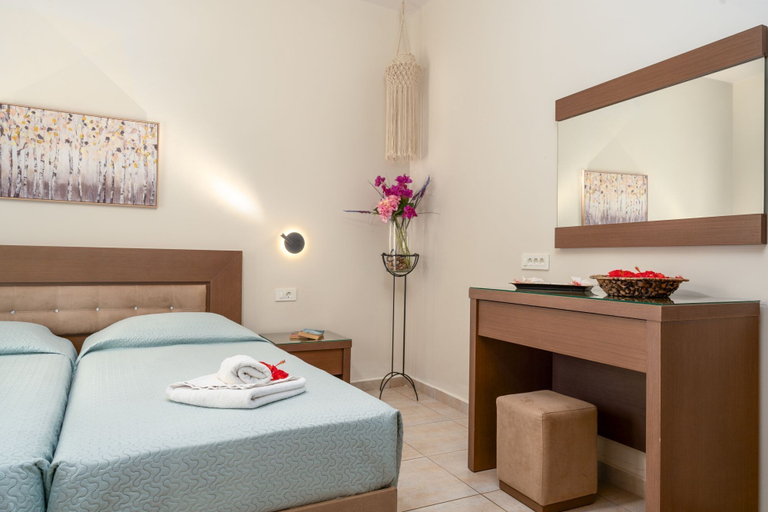 Bedroom 2, Stathis Rooms, Ionian Islands