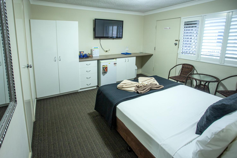 Bedroom 8