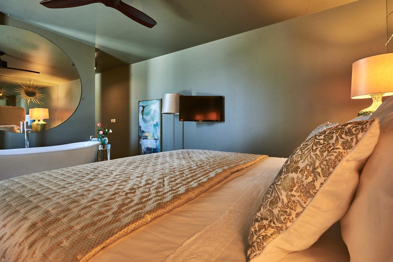 Bedroom 6