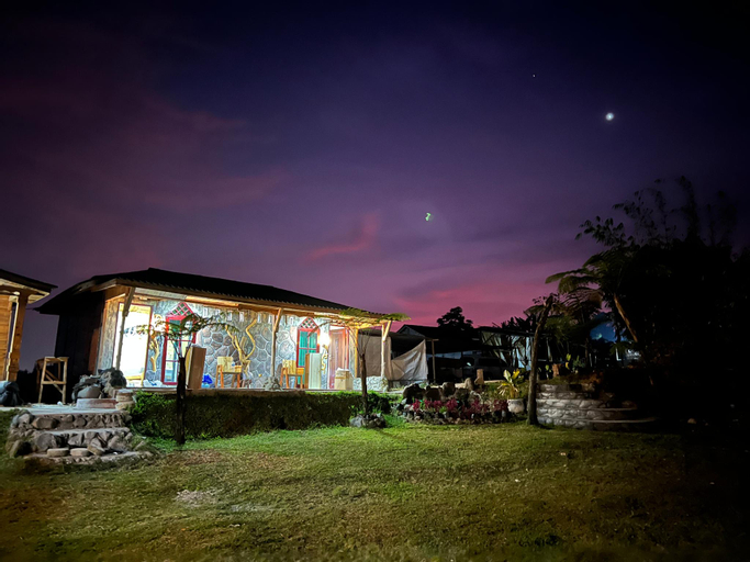 Exterior & Views 1, Ulina Homestay Berastagi VIP 3, Karo